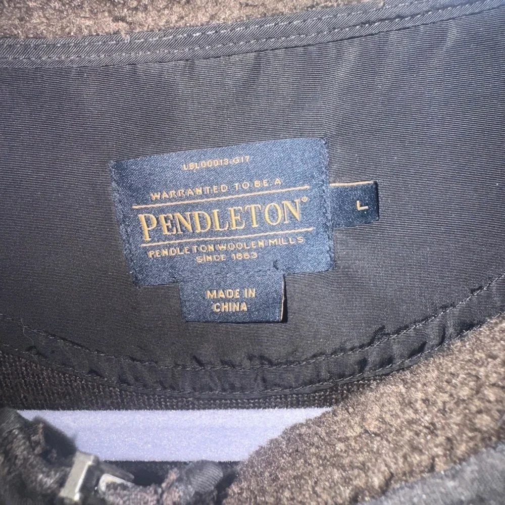 Pendleton zip up fleece jacket camp stripe outdoors winter warm fall sweater